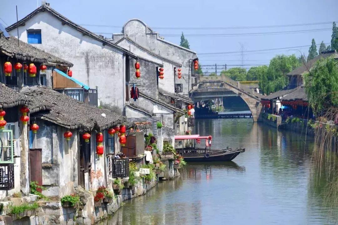 体验我们到底为什么会爱上另一个人?知识星球,深入了解全方位的知识信息!